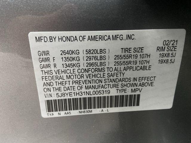 Photo of 2022 Lunar Silver Metallic Acura MDX