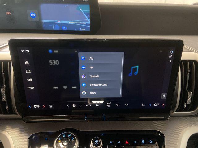 Photo of 2025 Agate Black Metallic Ford Expedition Max