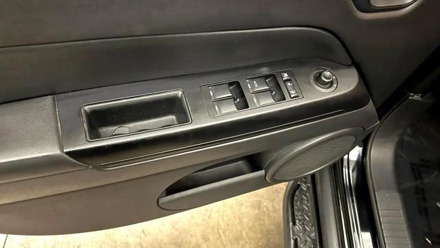 Photo of 2015 Black Jeep Patriot