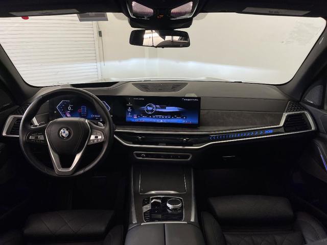 Photo of 2024 Gray BMW X5