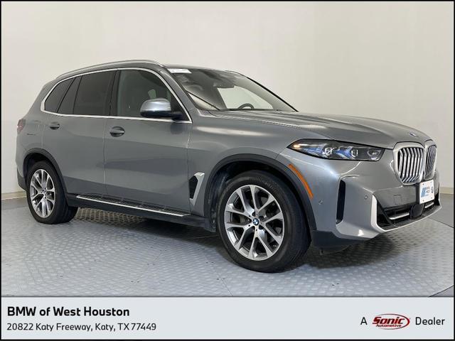 Photo of 2024 Gray BMW X5