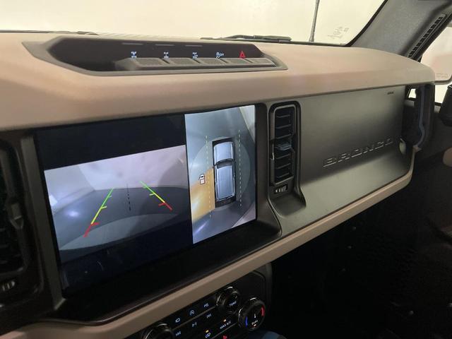 Photo of 2022 Cyber Orange Metallic Tricoat Ford Bronco