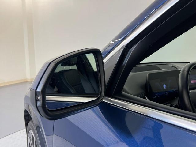 Photo of 2025 Blue BMW X1