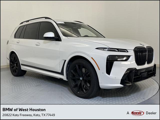 2023 BMW X7