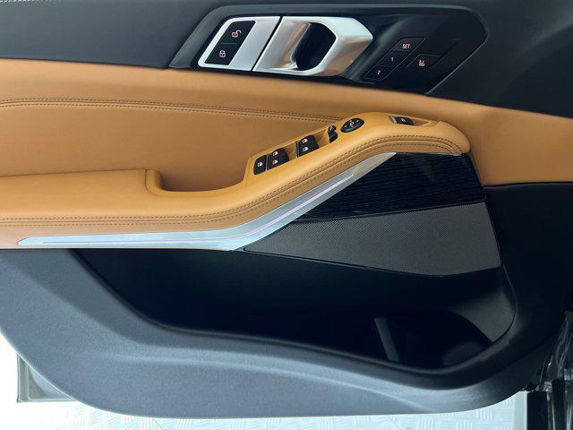 Photo of 2026 Manhattan Green Metallic BMW X5
