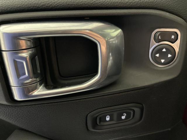 Photo of 2021 Snazzberry Pearlcoat Jeep Wrangler Unlimited