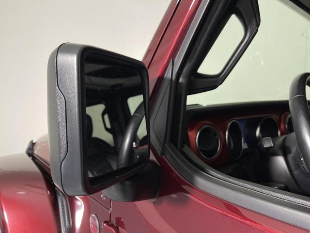 Photo of 2021 Snazzberry Pearlcoat Jeep Wrangler Unlimited