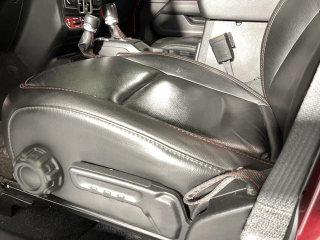 Photo of 2021 Snazzberry Pearlcoat Jeep Wrangler Unlimited