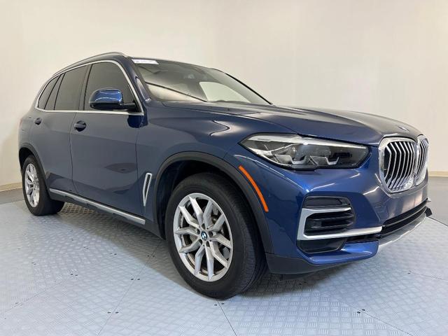 Photo of 2023 Phytonic Blue Metallic BMW X5