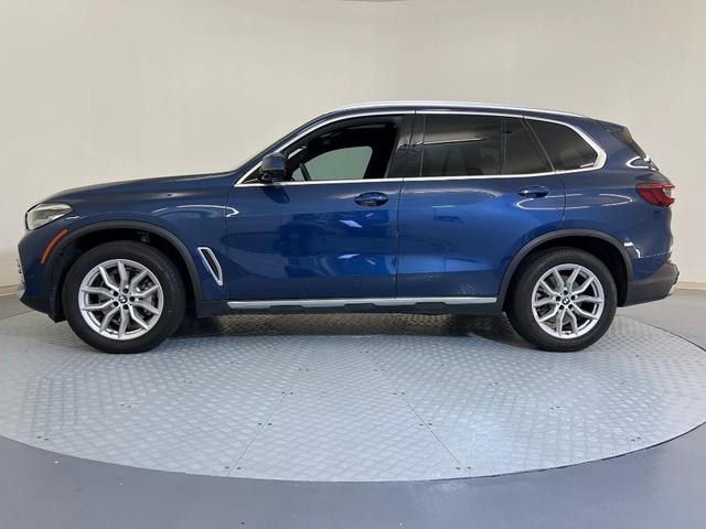 Photo of 2023 Phytonic Blue Metallic BMW X5