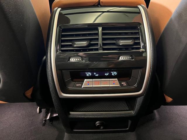 Photo of 2023 Phytonic Blue Metallic BMW X5