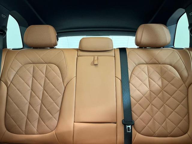 Photo of 2023 Phytonic Blue Metallic BMW X5