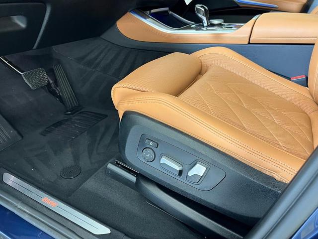Photo of 2023 Phytonic Blue Metallic BMW X5