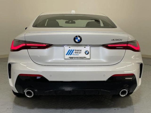 Photo of 2025 Mineral White Metallic BMW 430