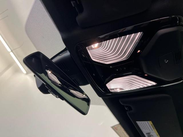 Photo of 2024 Gray BMW 330