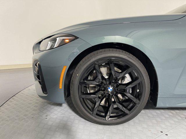 Photo of 2026 Green Metallic BMW 430