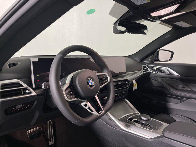 Photo of 2026 Green Metallic BMW 430
