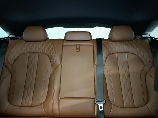 Photo of 2025 Isle of Man Green Metallic BMW X6
