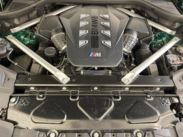 Photo of 2025 Isle of Man Green Metallic BMW X6