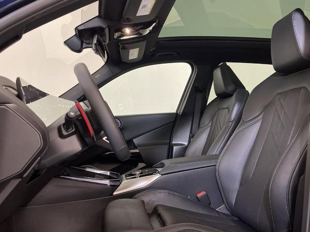 Photo of 2025 Tanzanite Blue II Metallic BMW X3
