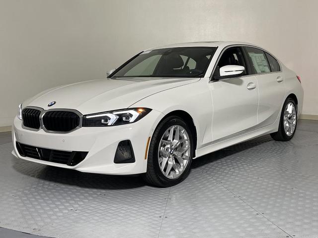 Photo of 2025 Alpine White BMW 330