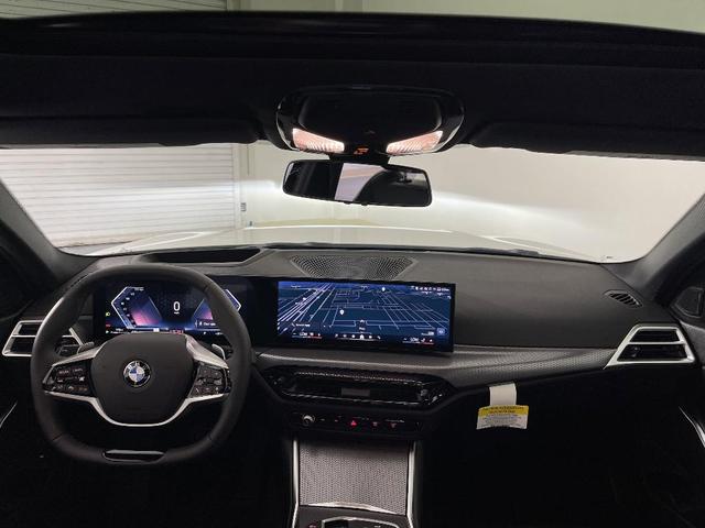 Photo of 2025 Alpine White BMW 330