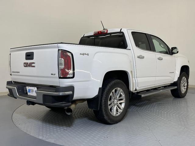 Photo of 2016 Summit White GMC Canyon
