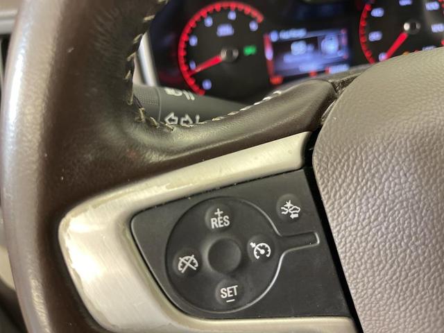 Photo of 2016 Summit White GMC Canyon
