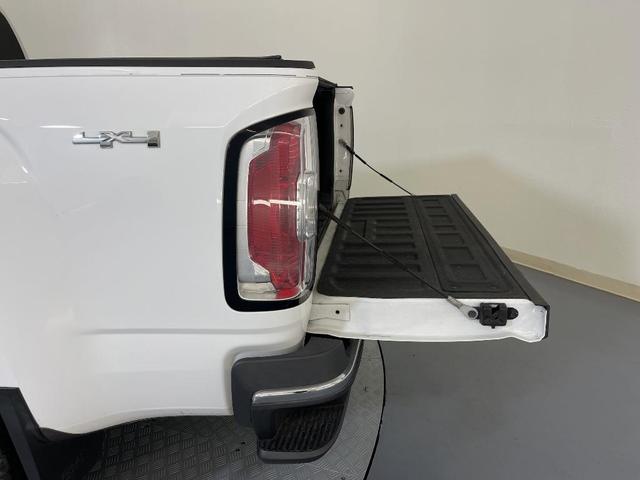 Photo of 2016 Summit White GMC Canyon