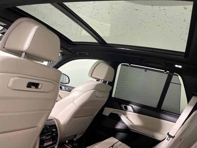 Photo of 2026 Tanzanite Blue II Metallic BMW X5
