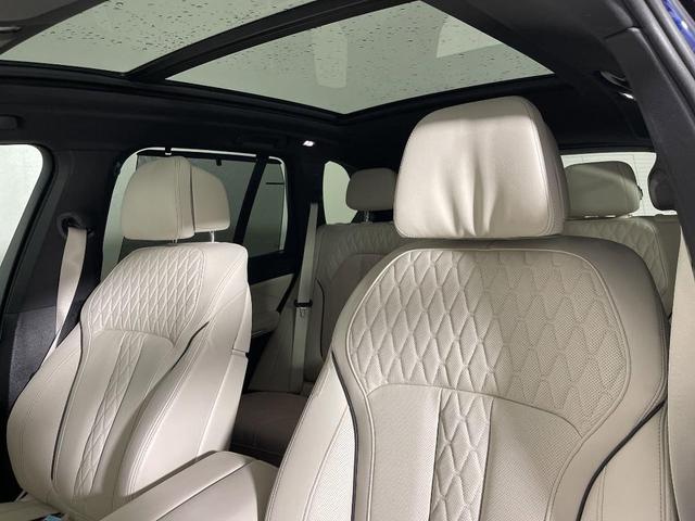 Photo of 2026 Tanzanite Blue II Metallic BMW X5