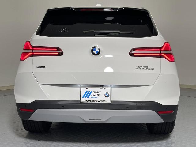Photo of 2025 Alpine White BMW X3