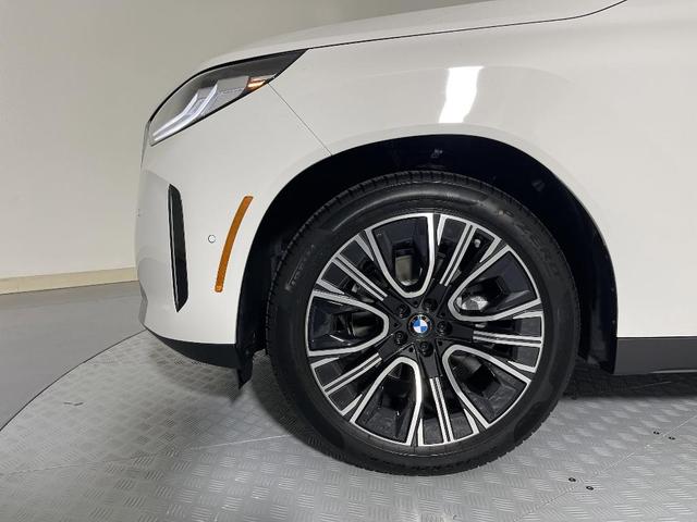 Photo of 2025 Alpine White BMW X3