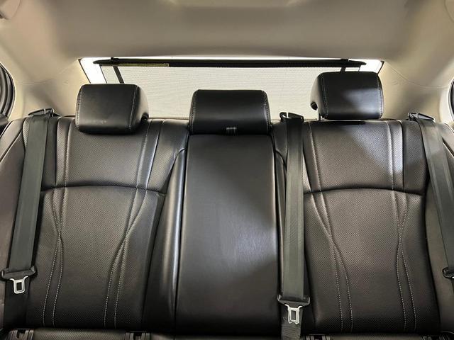 Photo of 2019 Eminent White Pearl Lexus ES 350