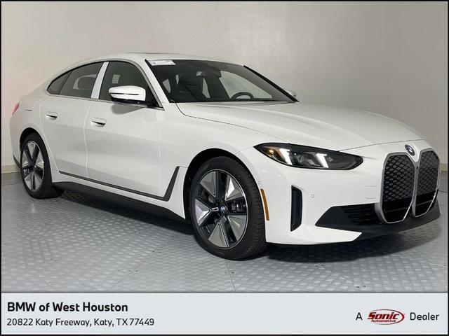 Photo of 2025 Alpine White BMW i4 Gran Coupe