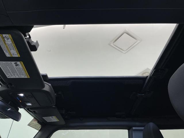 Photo of 2023 Black Ford Bronco