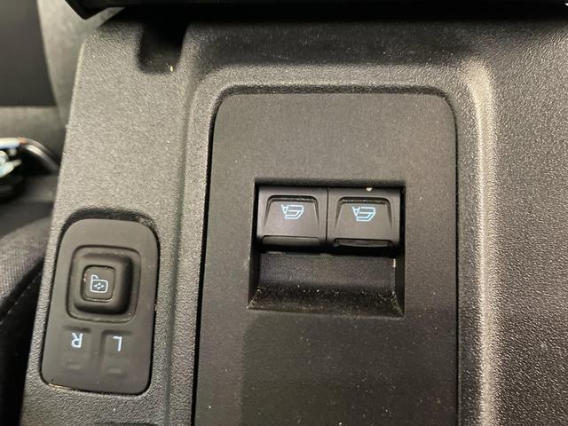 Photo of 2023 Black Ford Bronco