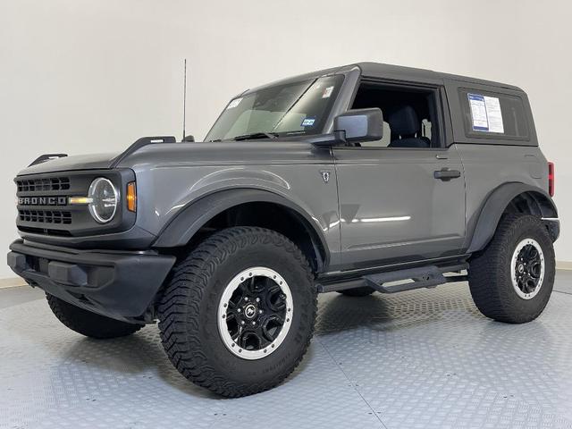 Photo of 2023 Black Ford Bronco