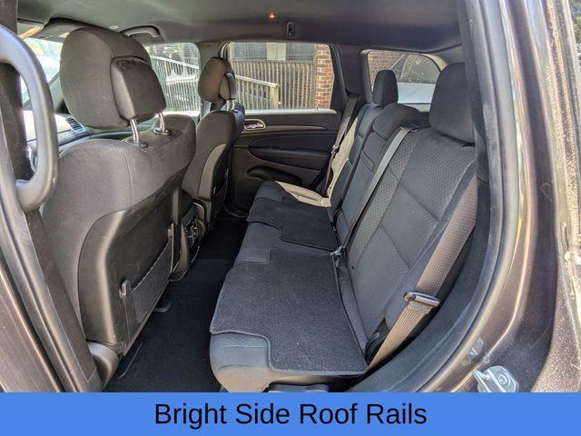 Photo of 2020 Gray Jeep Grand Cherokee