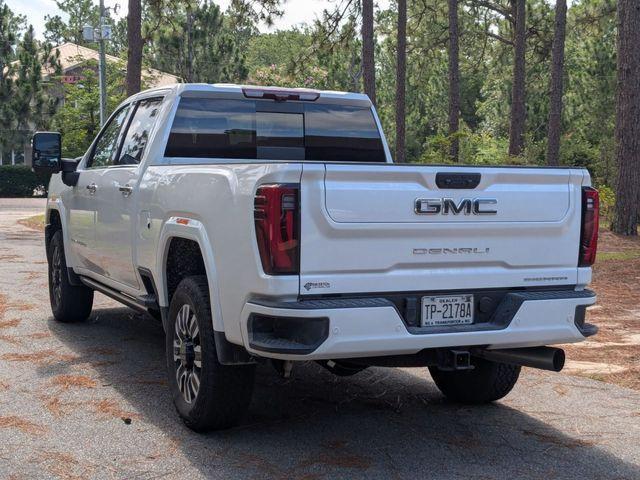 Photo of 2025 White GMC Sierra 2500