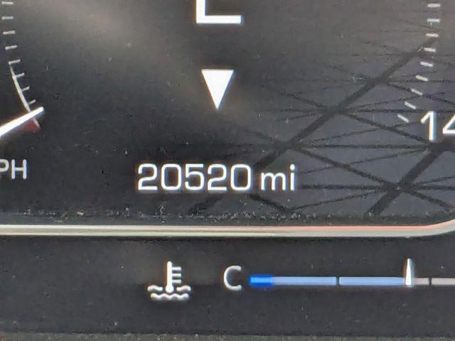 Photo of 2025 White GMC Sierra 2500