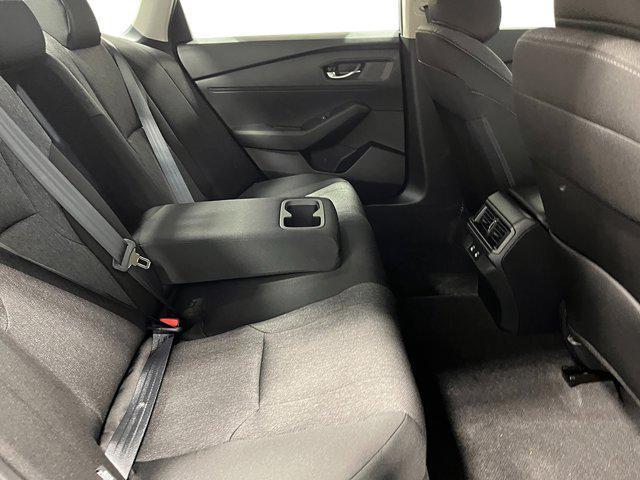 Photo of 2025 Platinum White Pearl Honda Accord