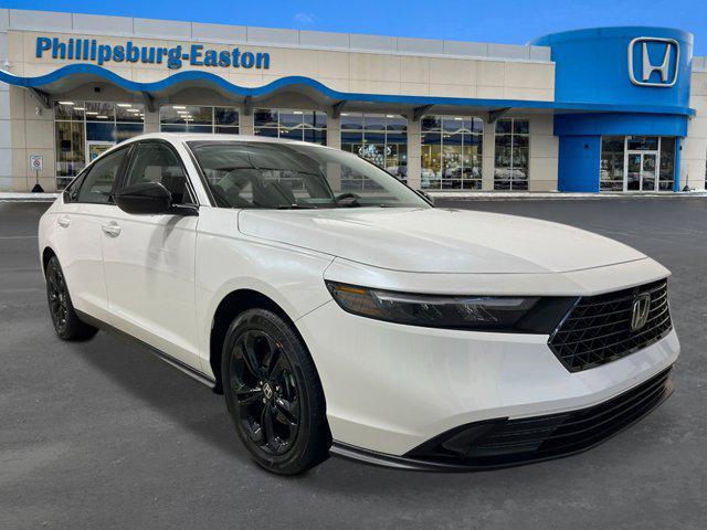 Photo of 2025 Platinum White Pearl Honda Accord