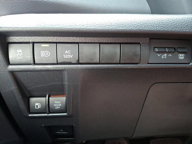 Photo of 2023 Wind Chill Pearl Toyota Sienna
