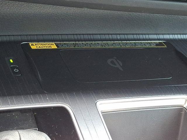 Photo of 2023 Wind Chill Pearl Toyota Sienna