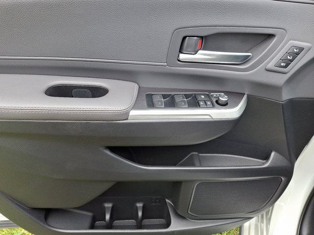 Photo of 2023 Wind Chill Pearl Toyota Sienna
