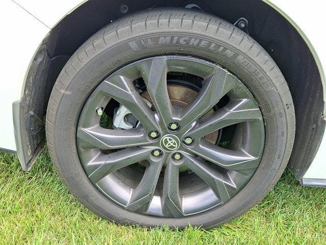 Photo of 2023 Wind Chill Pearl Toyota Sienna