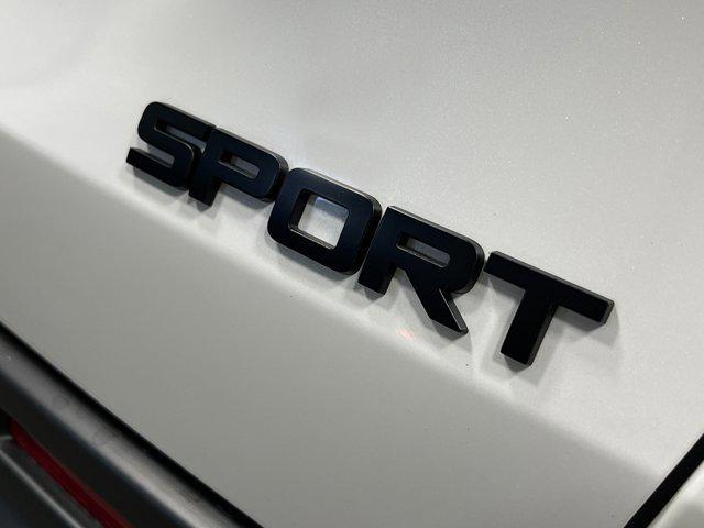 Photo of 2026 Platinum White Pearl Honda HR-V
