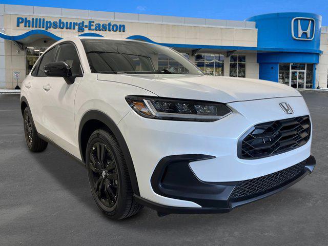 Photo of 2026 Platinum White Pearl Honda HR-V