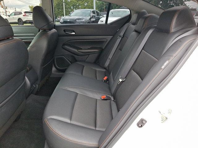 Photo of 2021 Pearl White Tricoat Nissan Altima